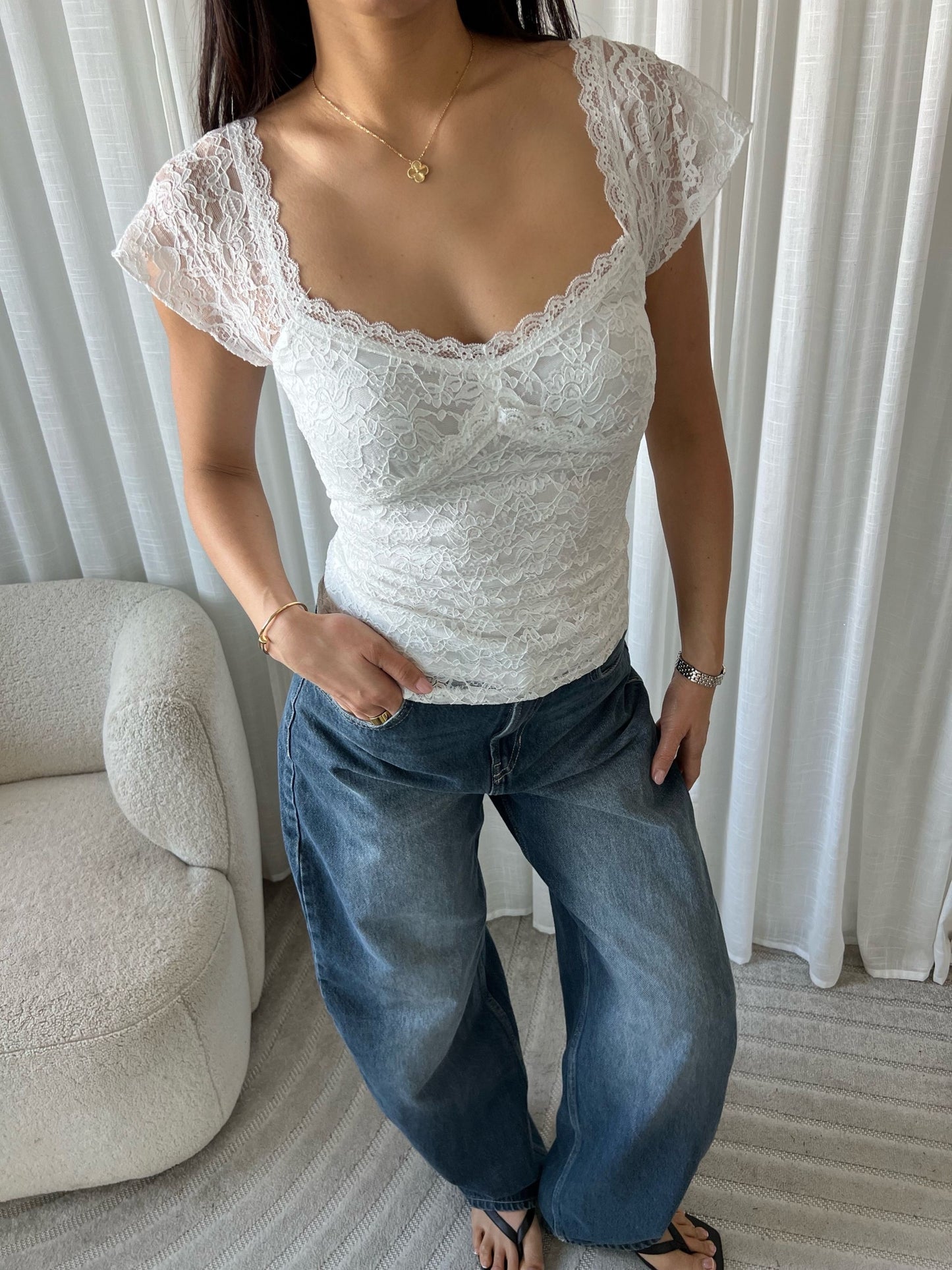 Romance Lace top | White